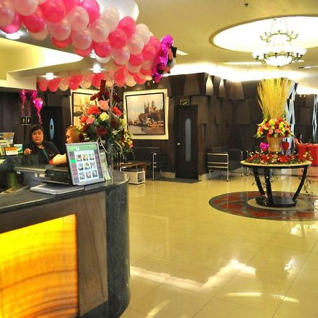 Eurotel North Edsa Кесон-Сити Экстерьер фото